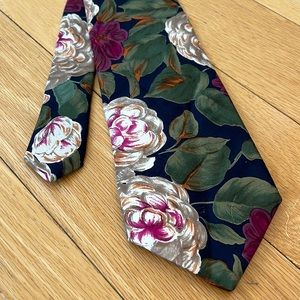 COPY - VINTAGE Henry Grethel Navy Blue With Magenta & White Floral Silk Tie